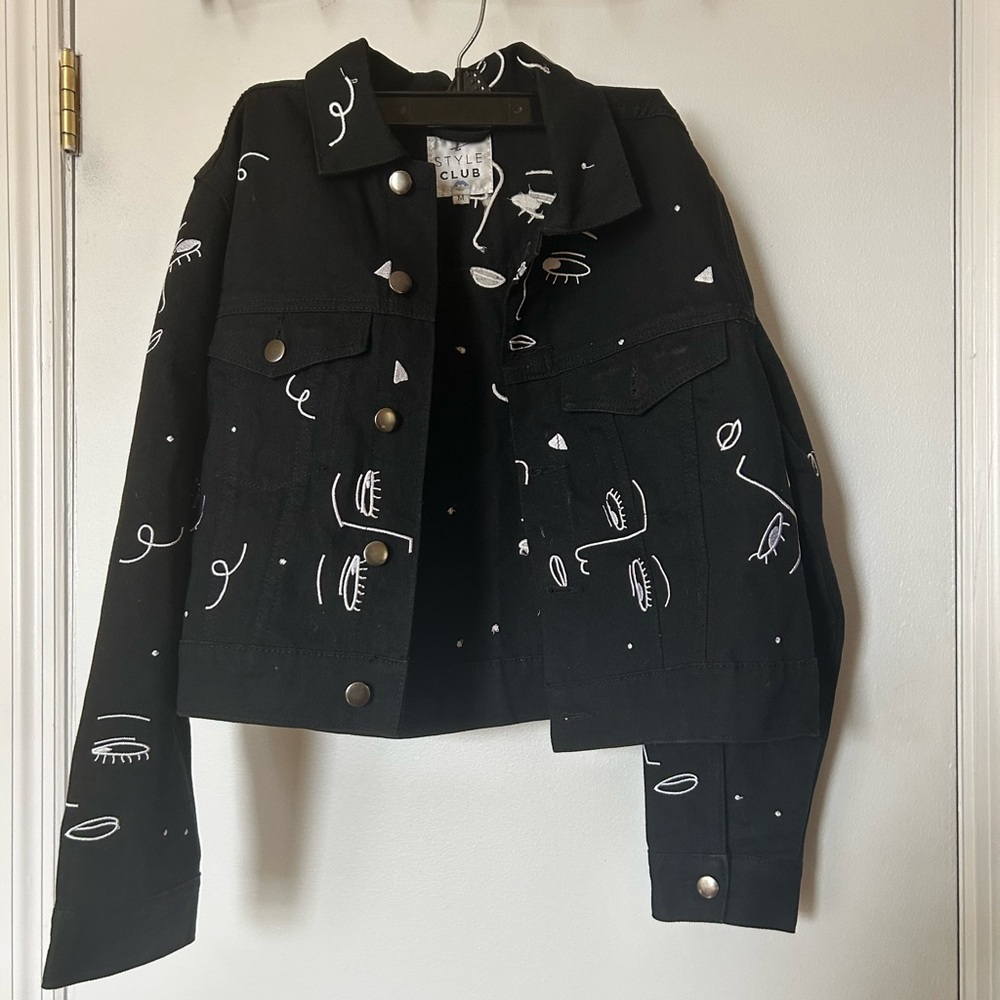 Style Club’s Black Graphic Women's Jacket